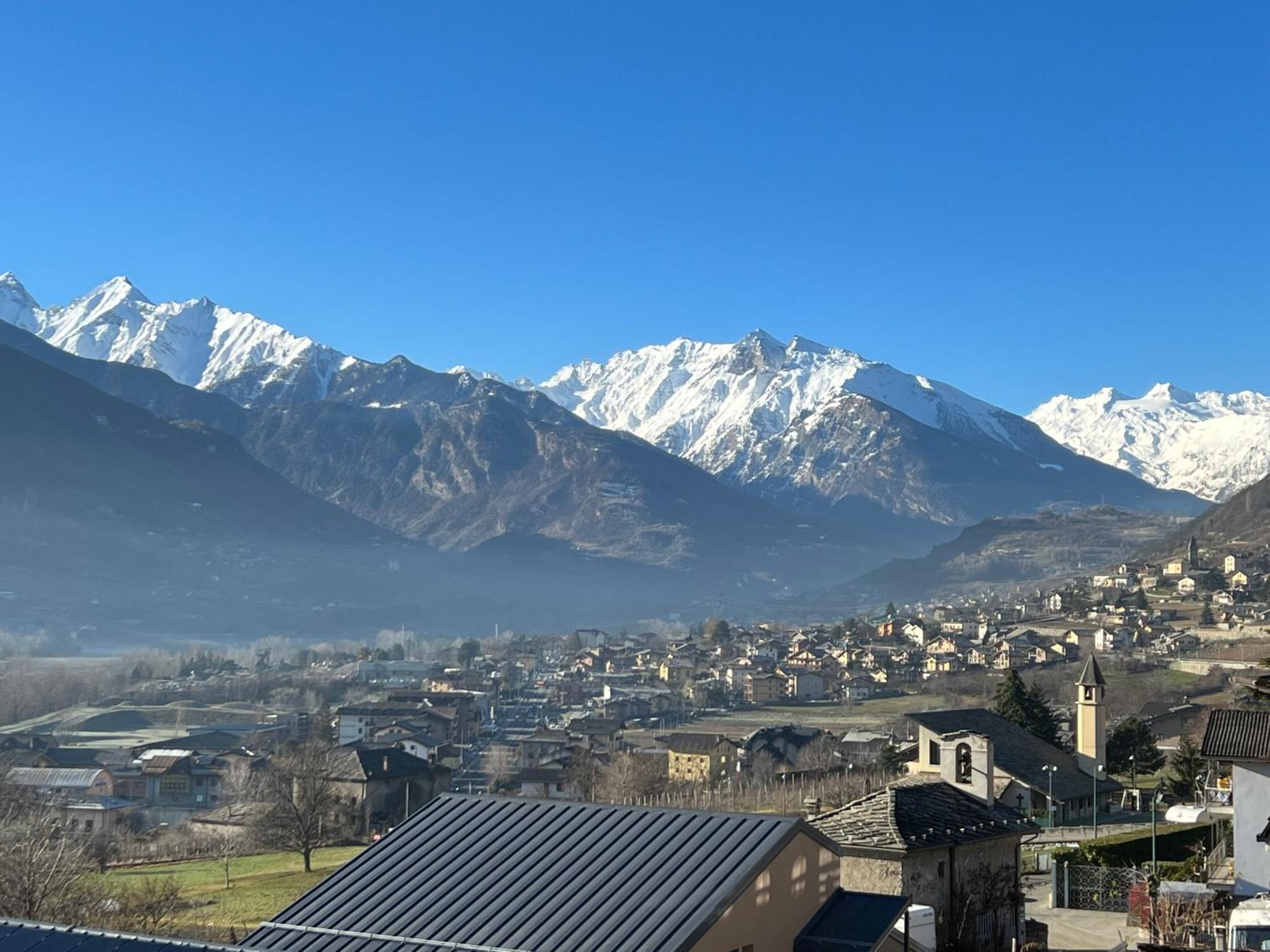 Beau Soleil Apartment Aosta Exterior foto